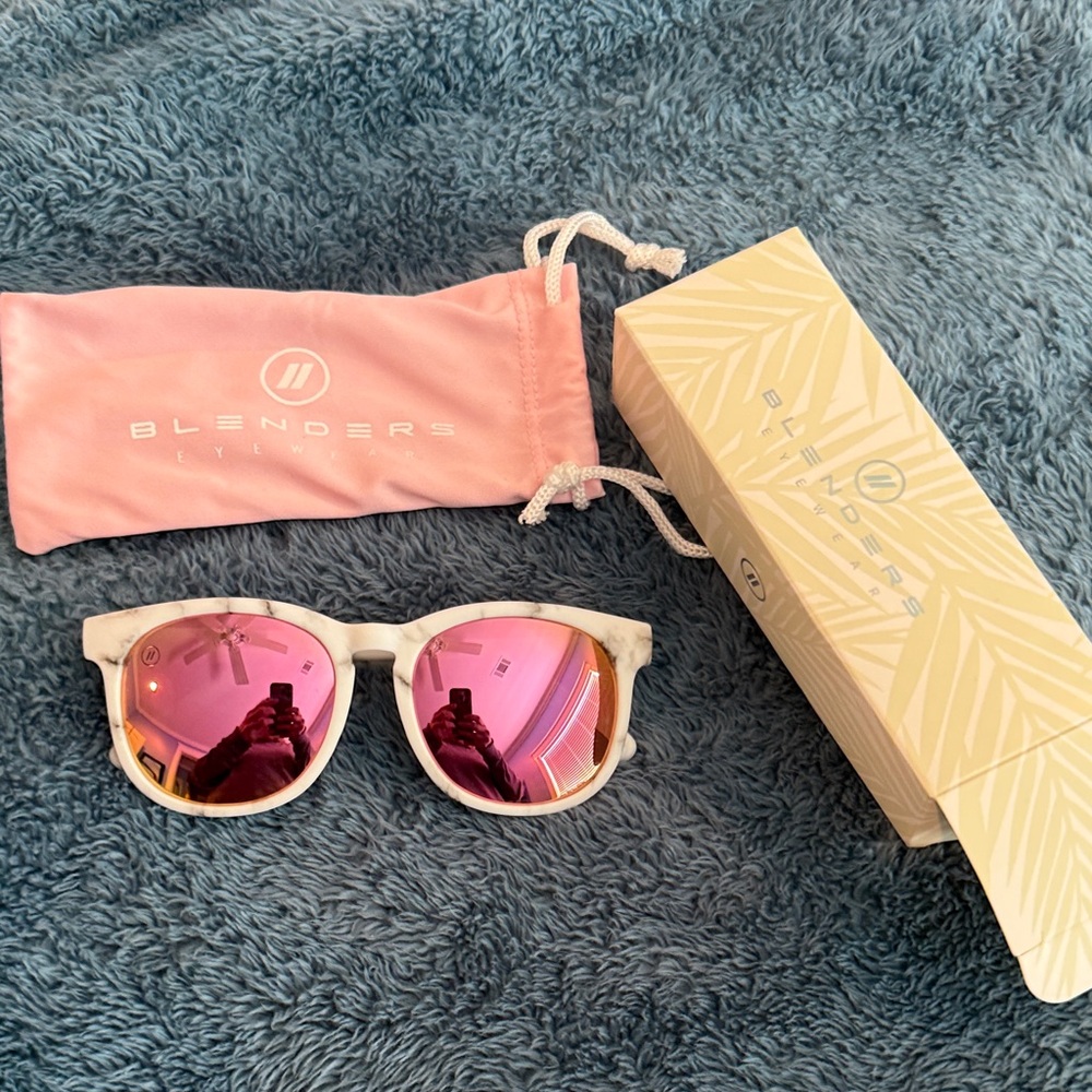 Blenders Eyewear Pink Sunglasses